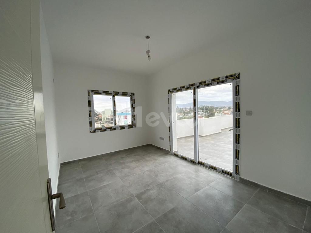 2+1 PENTHOUSE ZUM VERKAUF IN NICOSIA/GÖNYELİ