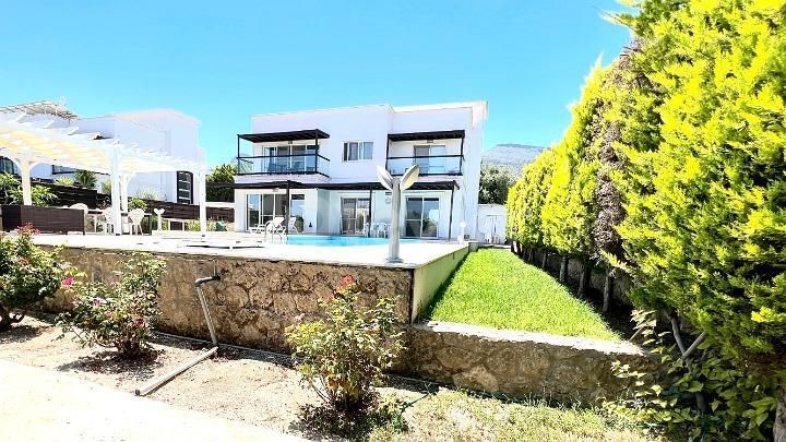 4+1 LUXUSVILLA ZUM VERKAUF IN GİRNE/ÇATALKÖY