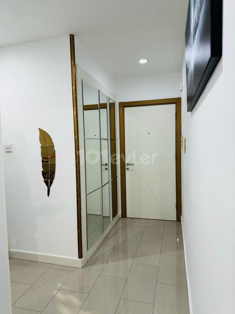 3+1 FLAT FOR SALE IN KYRENIA CENTER