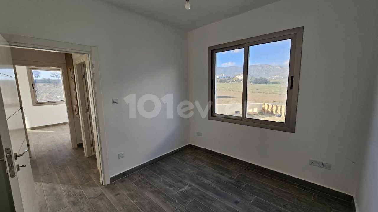 GİRNE/BOĞAZ'DA SATILIK 2+1 DAİRE