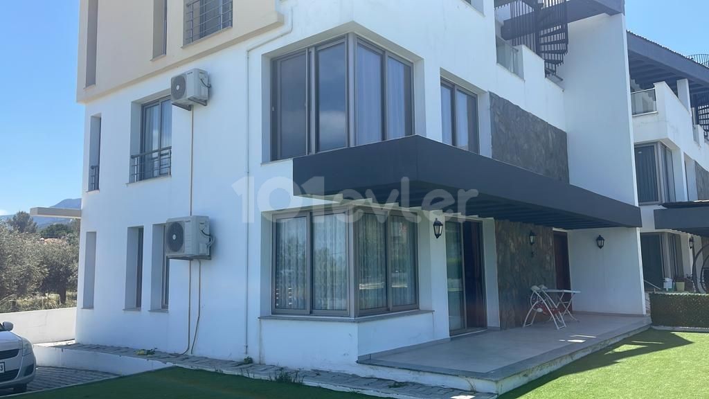 3+1 DUPLEX-MÖBLIERTE WOHNUNG ZU VERMIETEN IN GIRNE/ALSANCAK