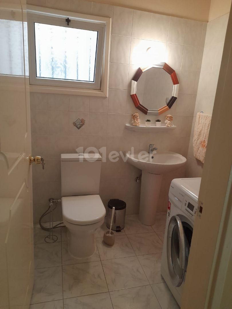 LEFKOŞA/GÖNYELİ'DE KİRALIK 3+1 EŞYALI DAİRE