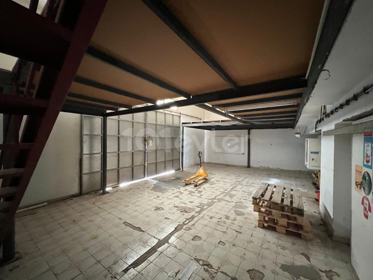 WAREHOUSE FOR RENTAL IN NICOSIA/KÜÇÜK KAYMAKLI