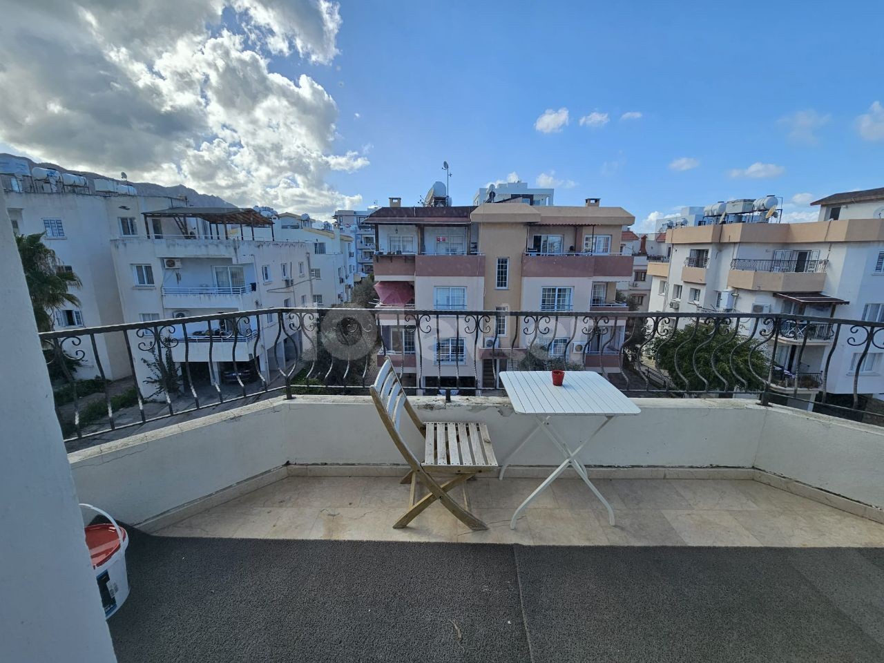 GİRNE/ZEYTİNLİK'TE KİRALIK 3+1 EŞYALI PENTHOUSE