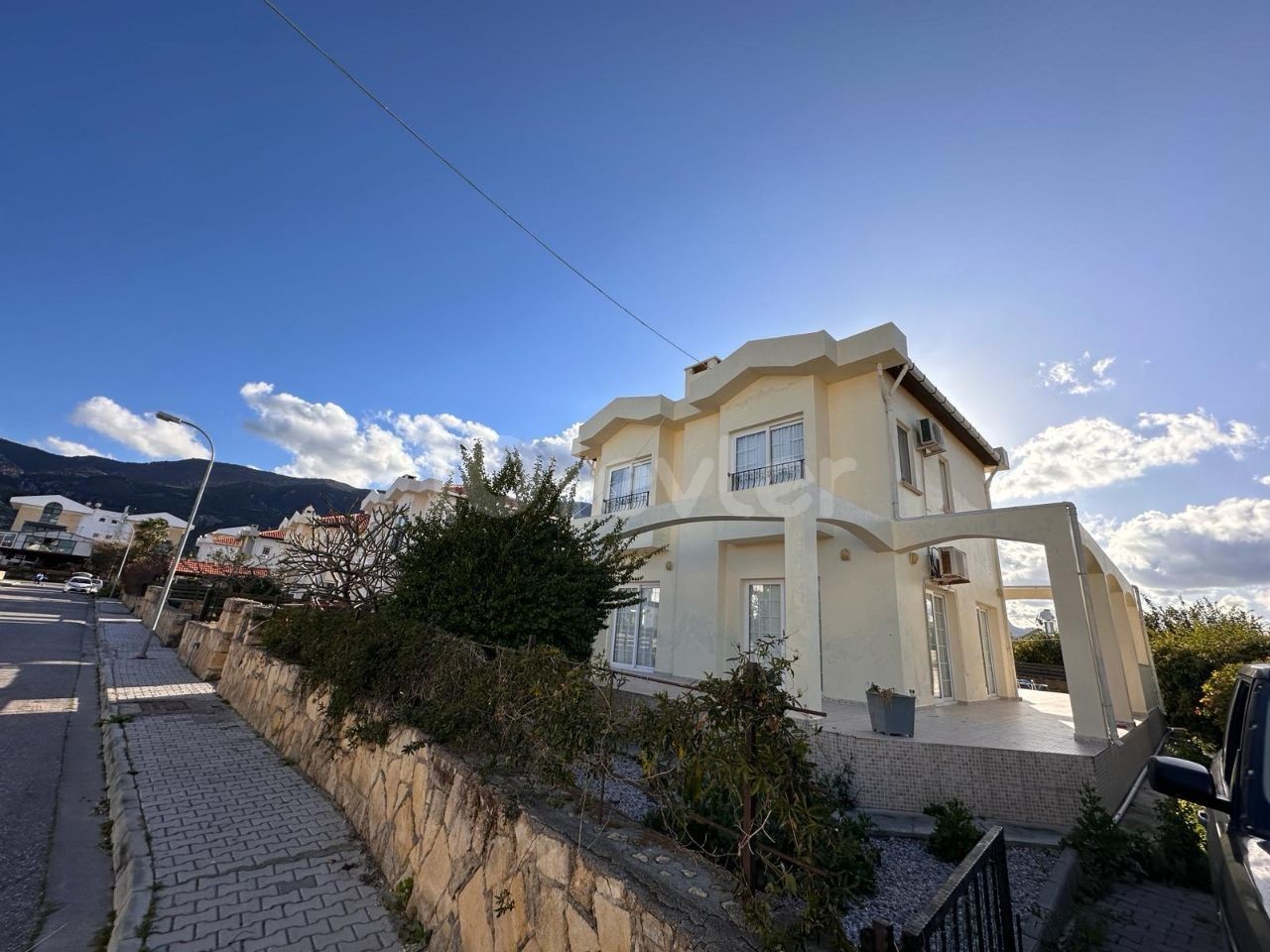 3+1 VILLA WITH PRIVATE POOL FOR SALE IN GIRNE/ALSANCAK