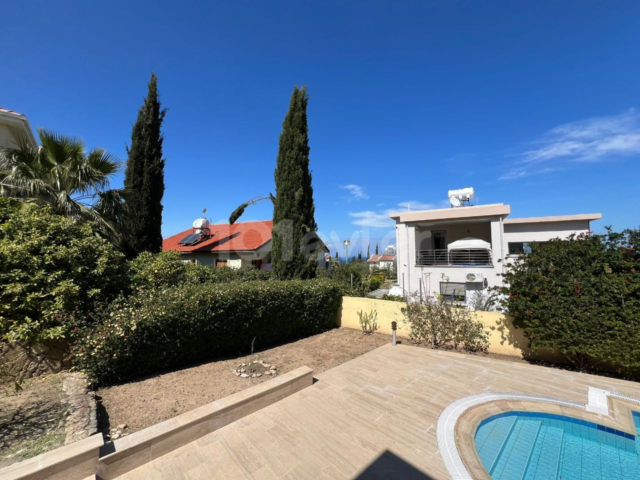 3+1 MÖBLIERTE/UNMÖBLIERTE VILLA ZU VERMIETEN IN KYRENIA/ILGAZ