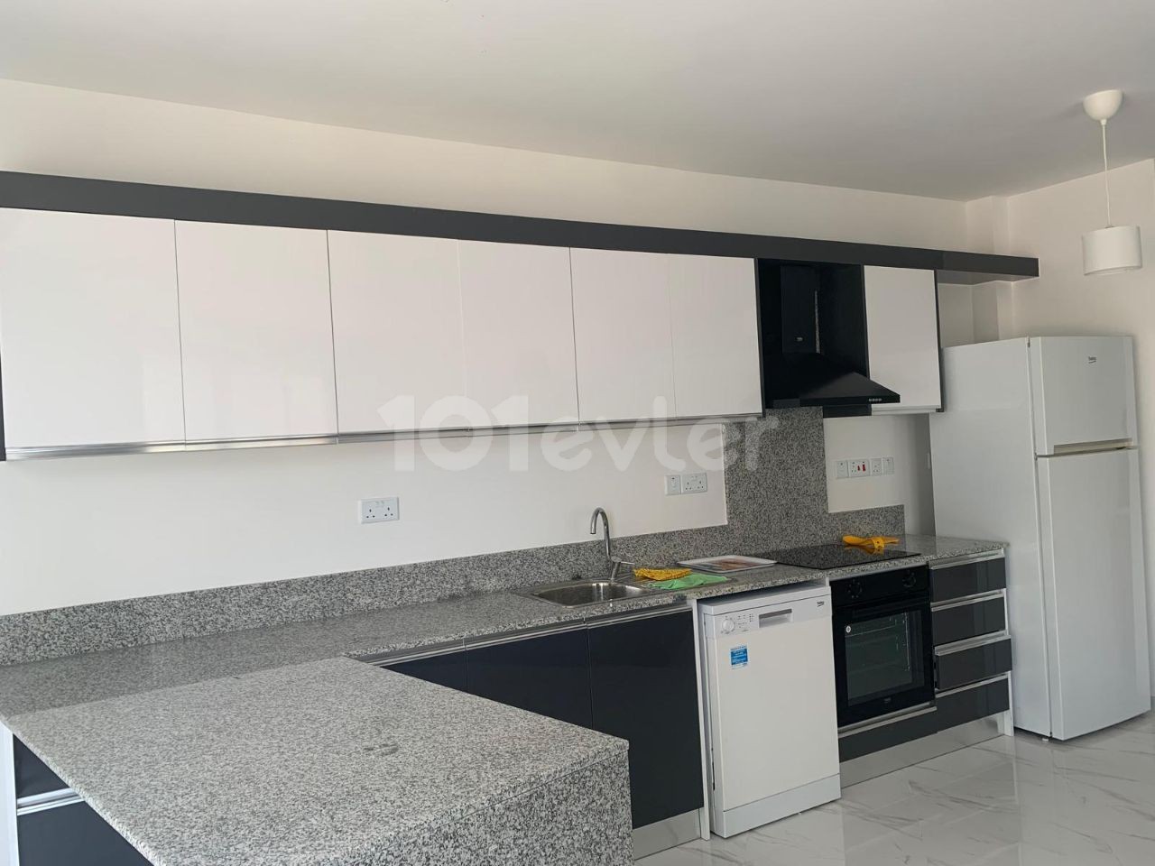 2+1 FURNISHED FLAT FOR RENT IN KYRENIA CENTRAL 20 JULY STADIUM AREA