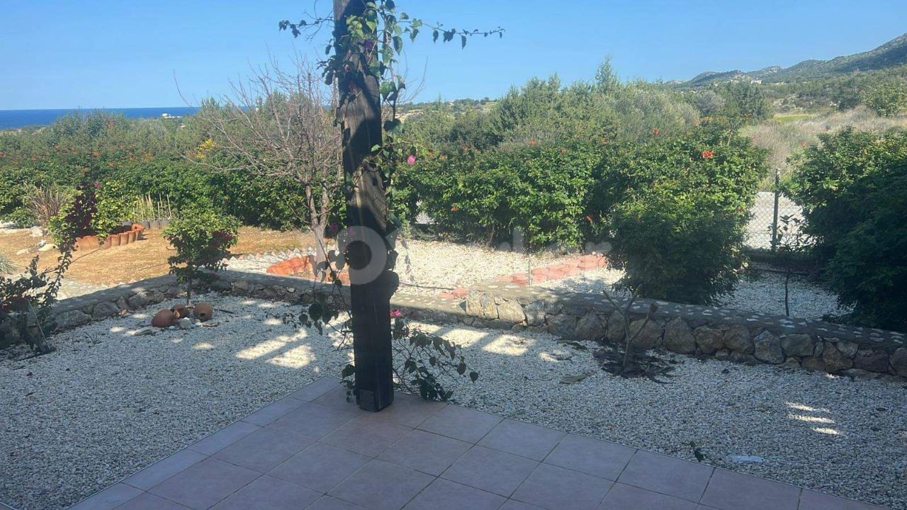 2+1 FLAT FOR RENT WITHIN THE SITE IN FAMAGUSTA/TATLISU