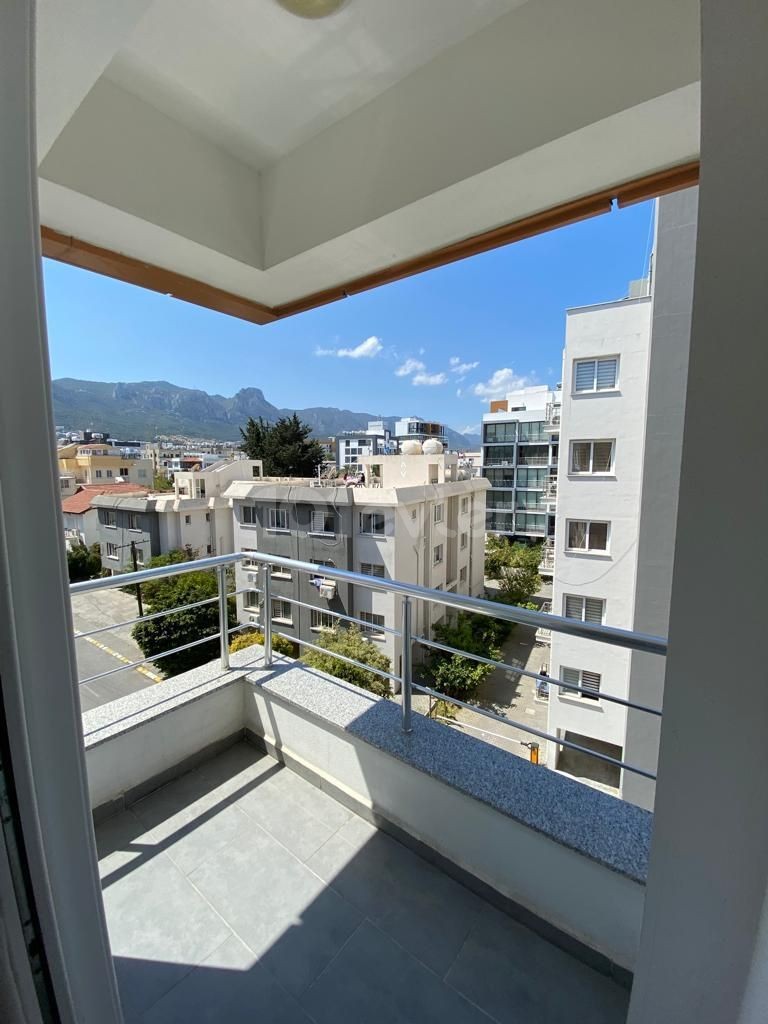 2+1 FURNISHED FLAT FOR RENT IN KYRENIA CENTRAL BARBAROS MARKET AREA