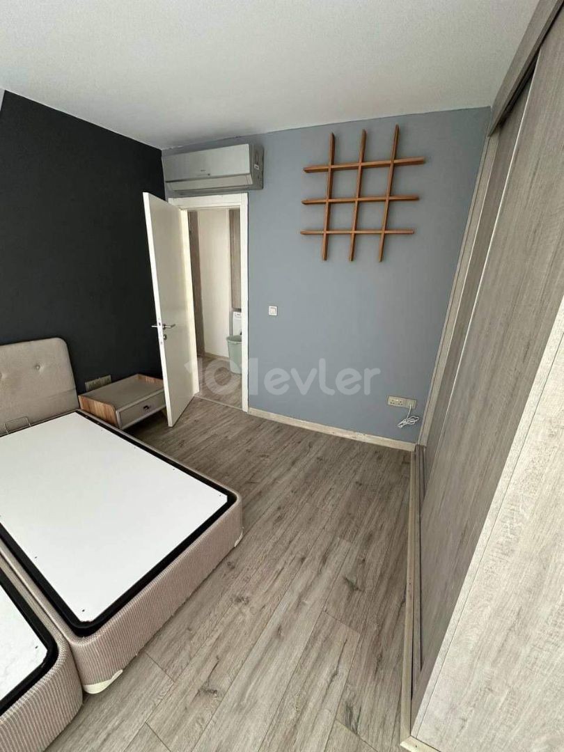 2+1 PENTHOUSE ZU VERMIETEN IM ZENTRALEN ANADOL-HOTELGEBIET VON KYRENIA