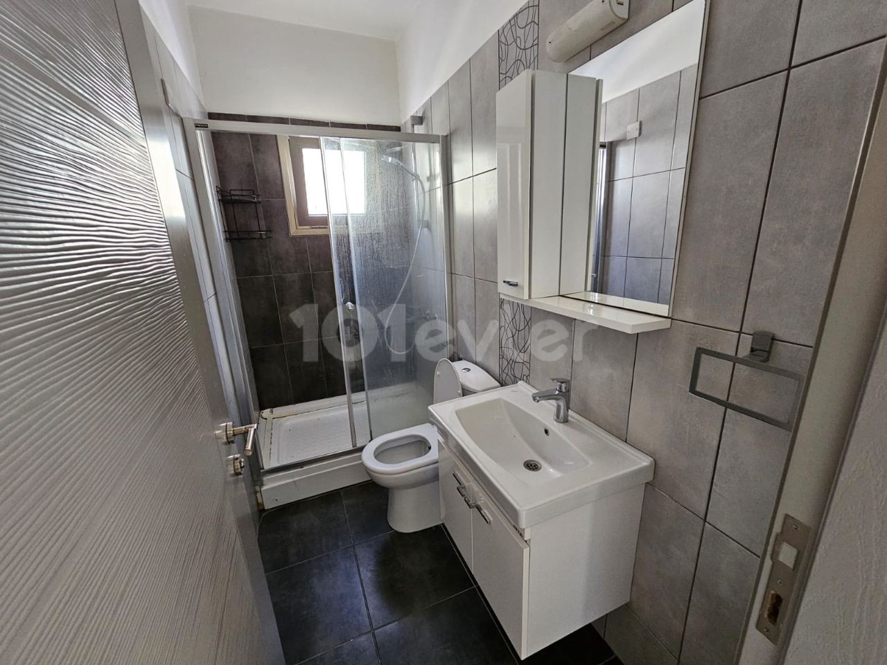 2+1 UNFURNISHED FLAT FOR RENT IN NICOSIA/YENIKENT