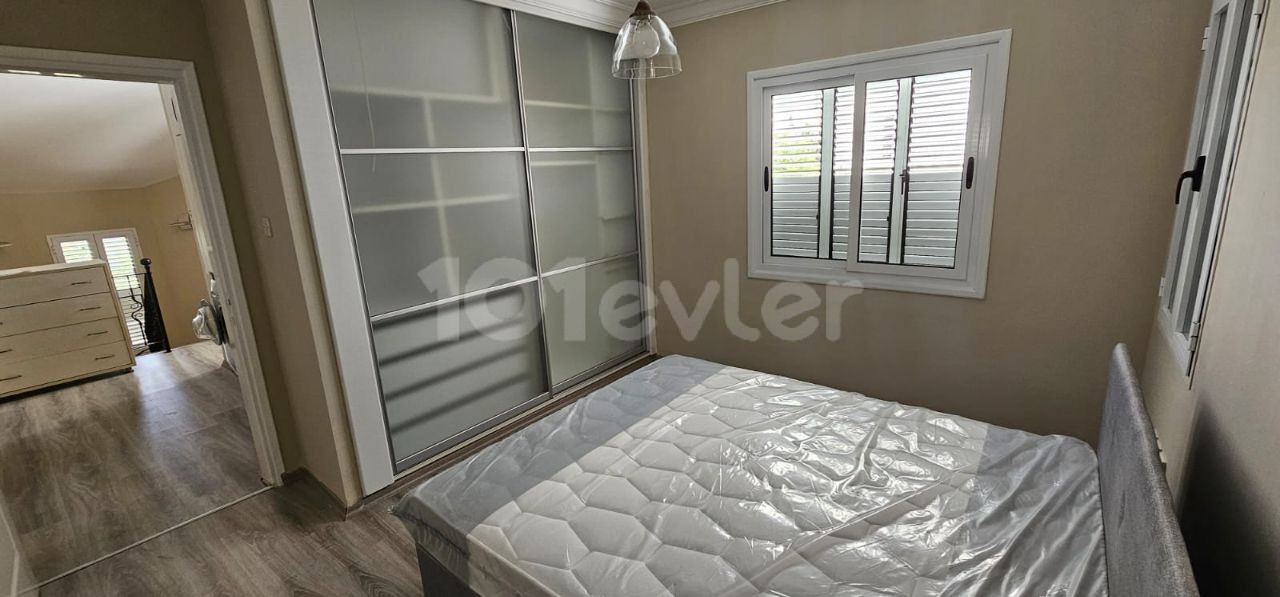3+1 FLAT FOR SALE IN KYRENIA CENTER, WITHIN A SITE