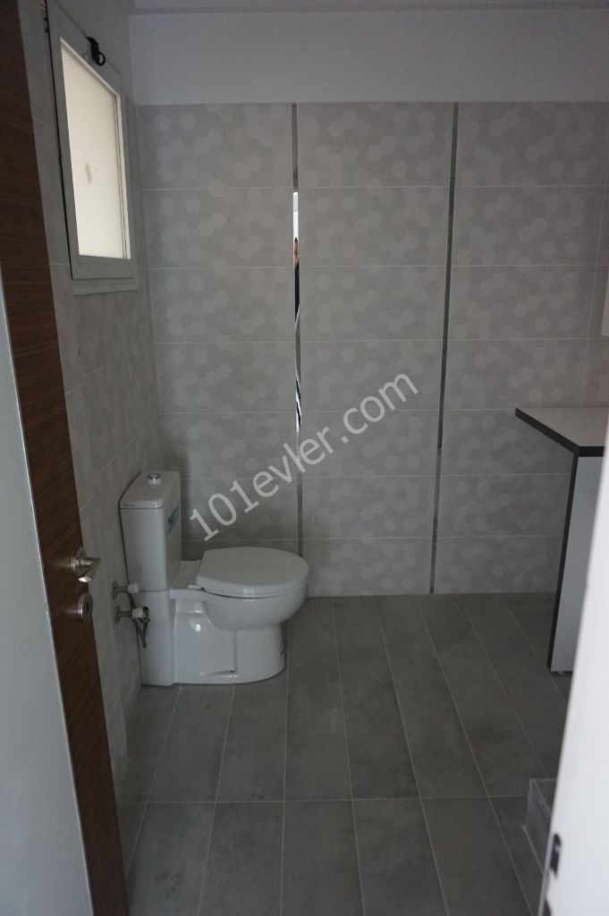 3 + 1 apartment for sale in the center of Alsancak ** 