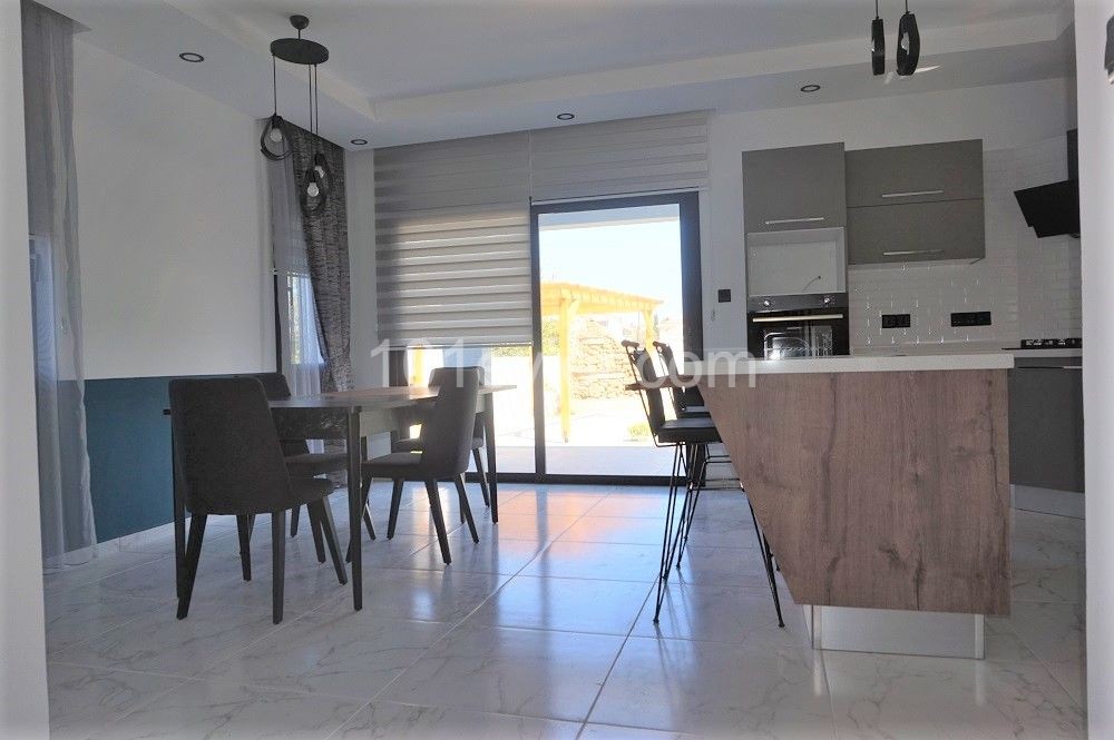 3+1 villa zu verkaufen in Alsancak ** 