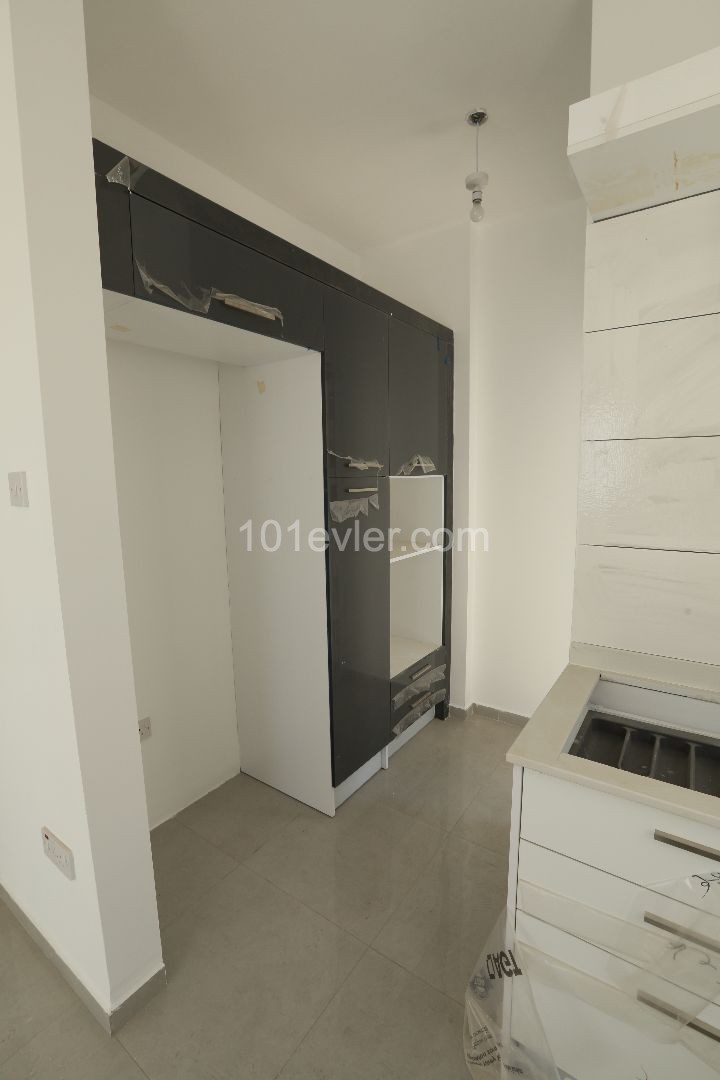 1 + 1 Apartment for Sale in Mitreeli ** 