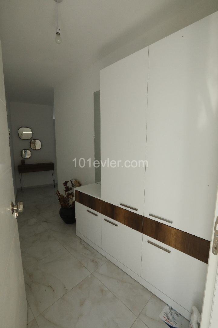 GÖNYELİDE SATILIK EŞYALI 2+1 DAİRE