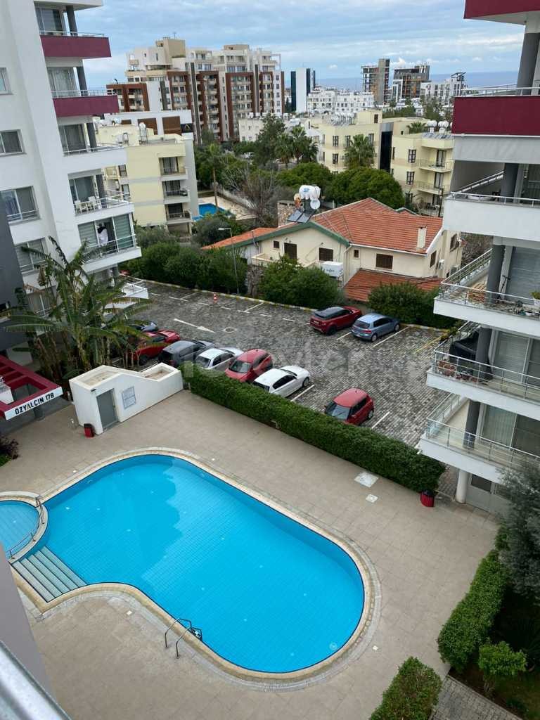 Girne merkez de kiralık daire 