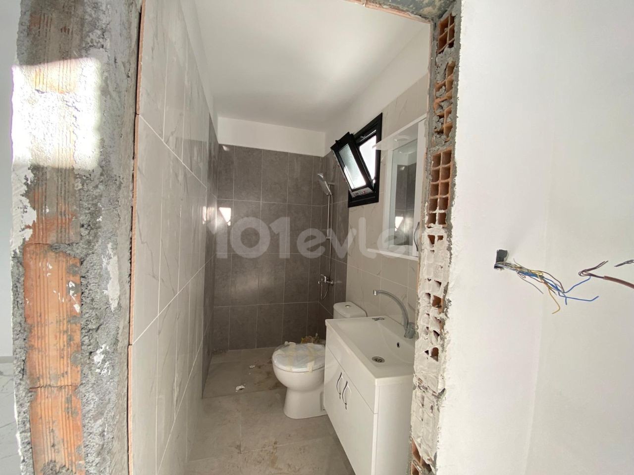 Neu gebaute 1+1-Wohnung mit Balkon in Karaoğlanoğlu, Girne