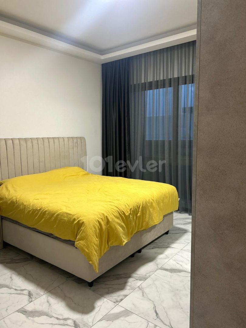 SATILIK Penthouse Havuzlu Site İçerisinde 2+1 ,Eşyalı, Lüks