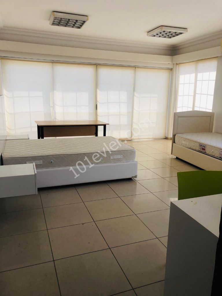 Office To Rent in Girne Merkez, Kyrenia