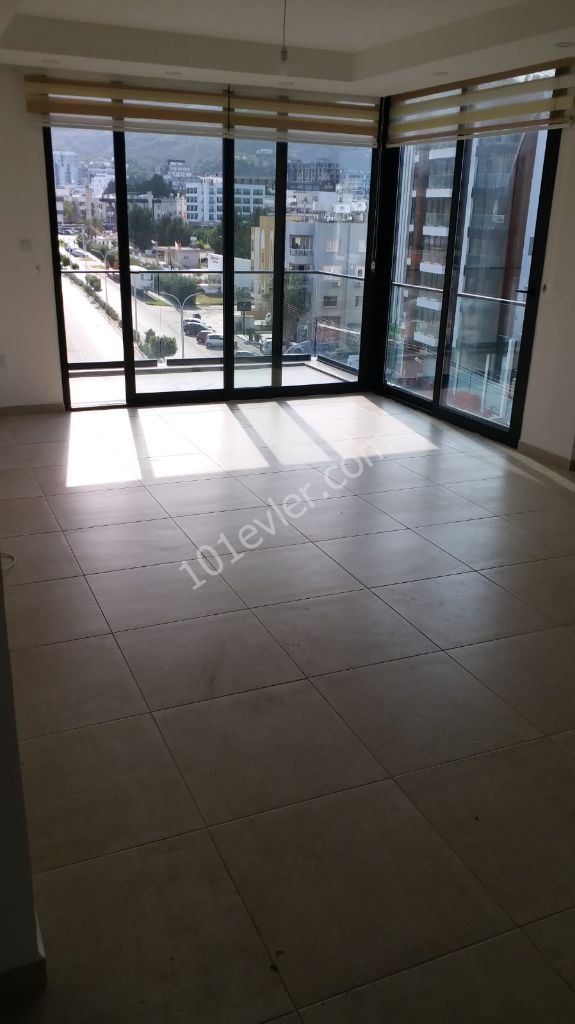 Office To Rent in Girne Merkez, Kyrenia