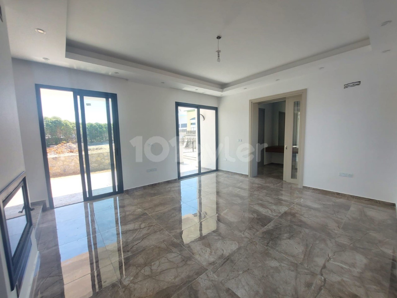 3+1 Villa zum Verkauf mit privatem Pool mit Meerblick in Kyrenia/Chatalköy ** 