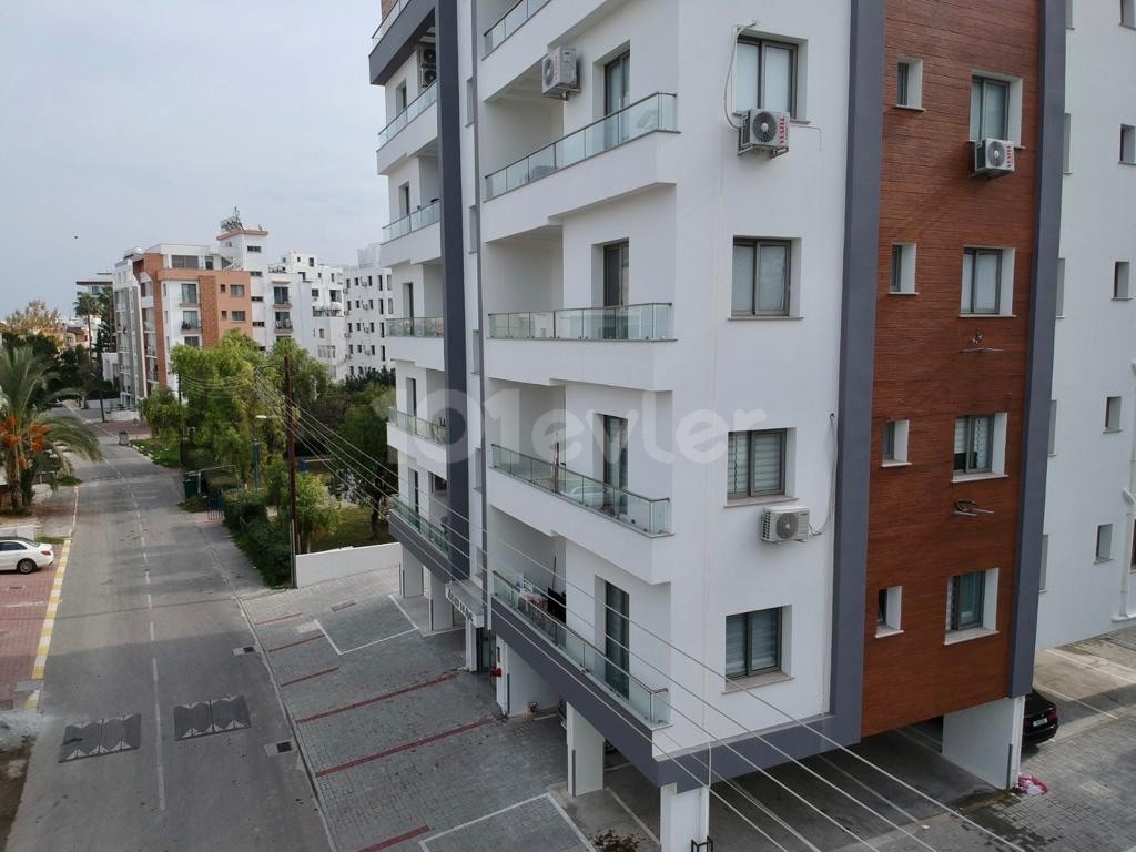 Girne Merkez'de Tüm Masraflar Ödenmiş Satılık 2+1 Daire