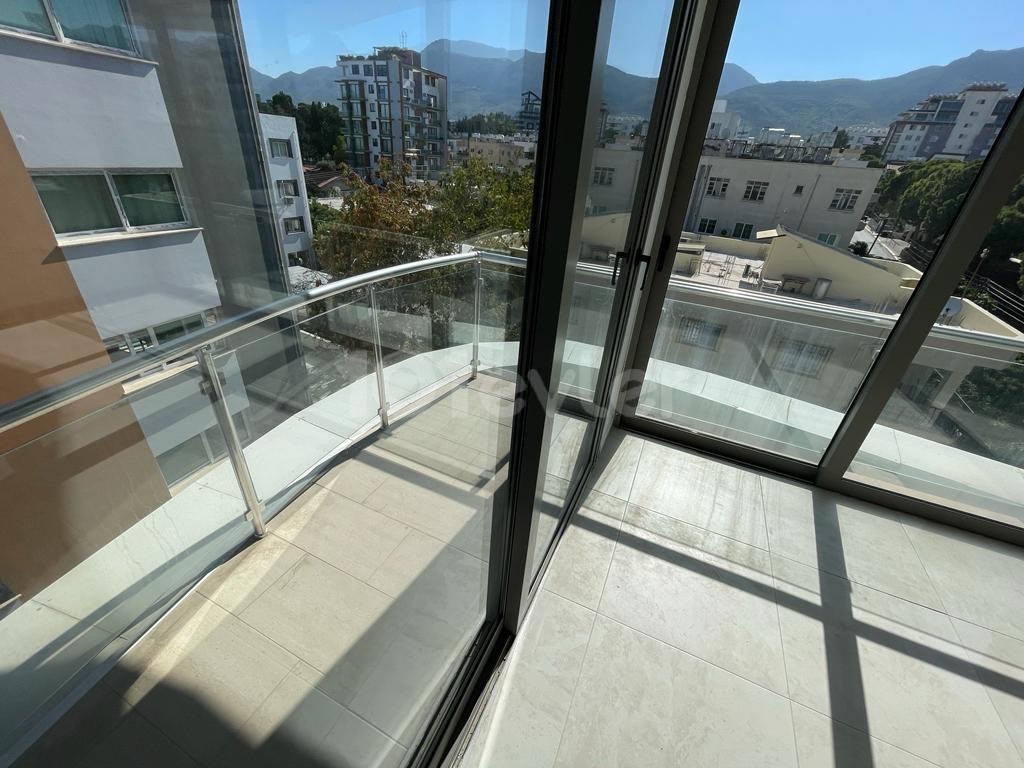 2+1 Flat For Sale In The Center Of Kyrenia