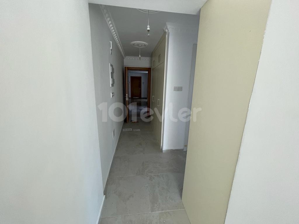 2+1 Flat For Sale In The Center Of Kyrenia