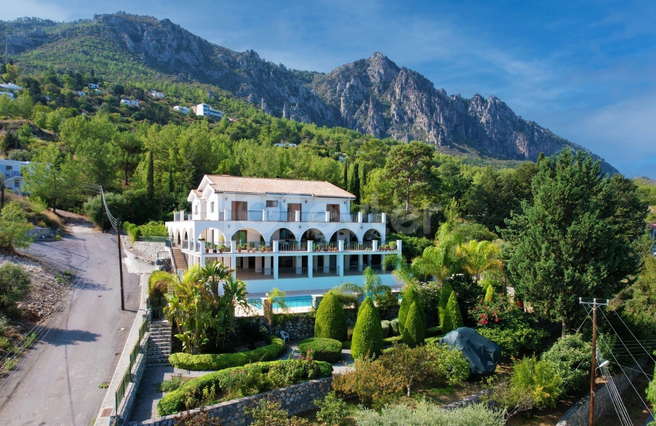 Mansion for Sale in Kyrenia/Karmi with Uninterrupted Views and Private Pool