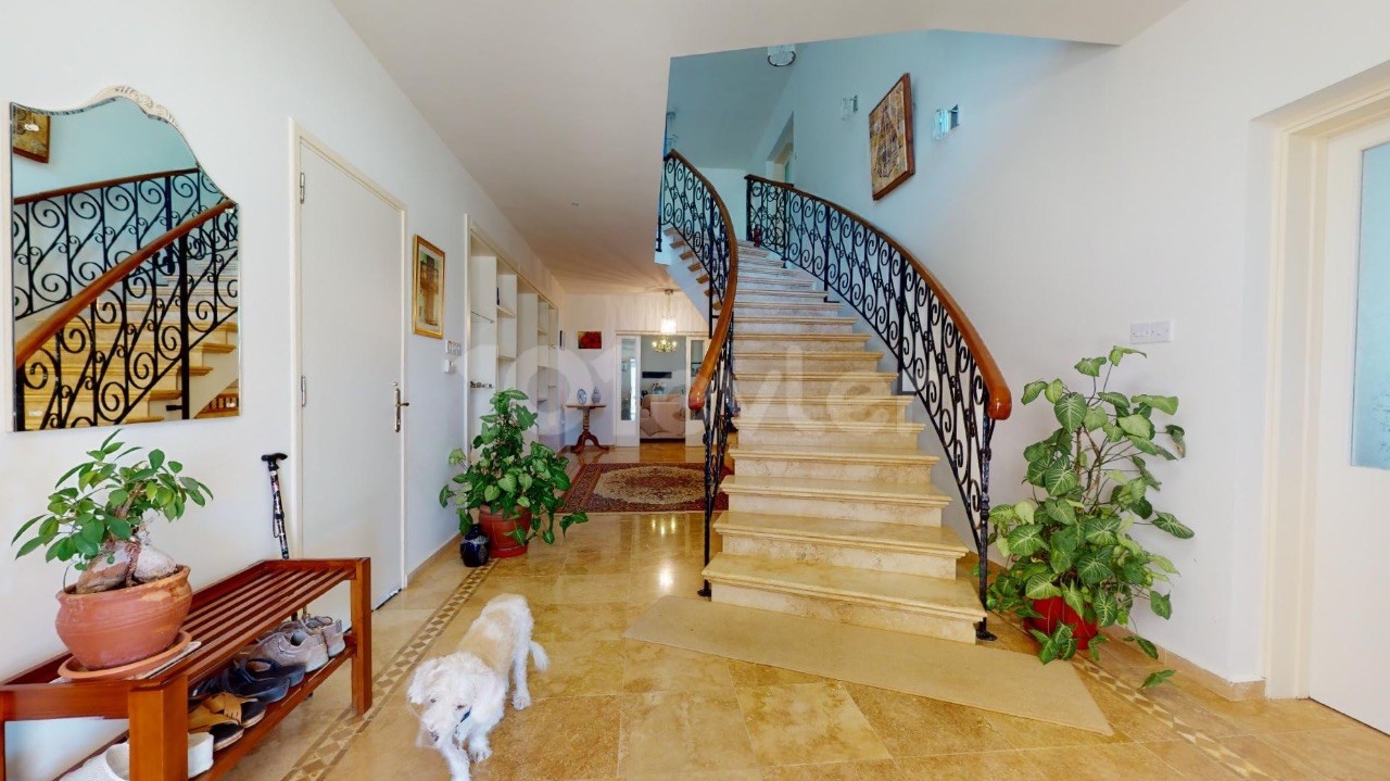 Mansion for Sale in Kyrenia/Karmi with Uninterrupted Views and Private Pool