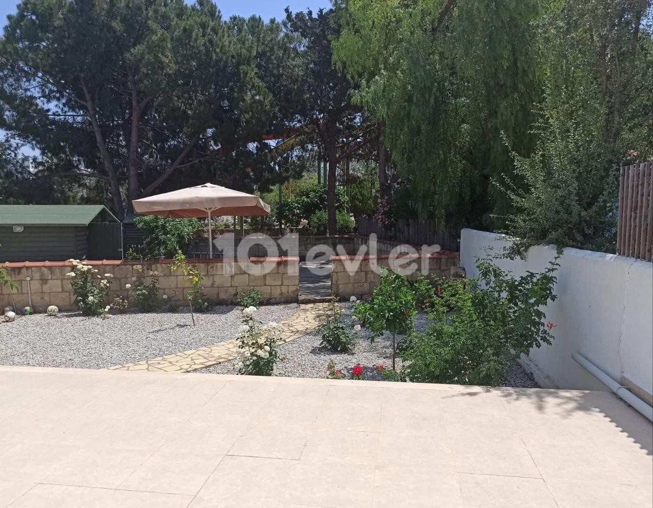 3+1 Villa zum Verkauf in Kyrenia/Ozanköy