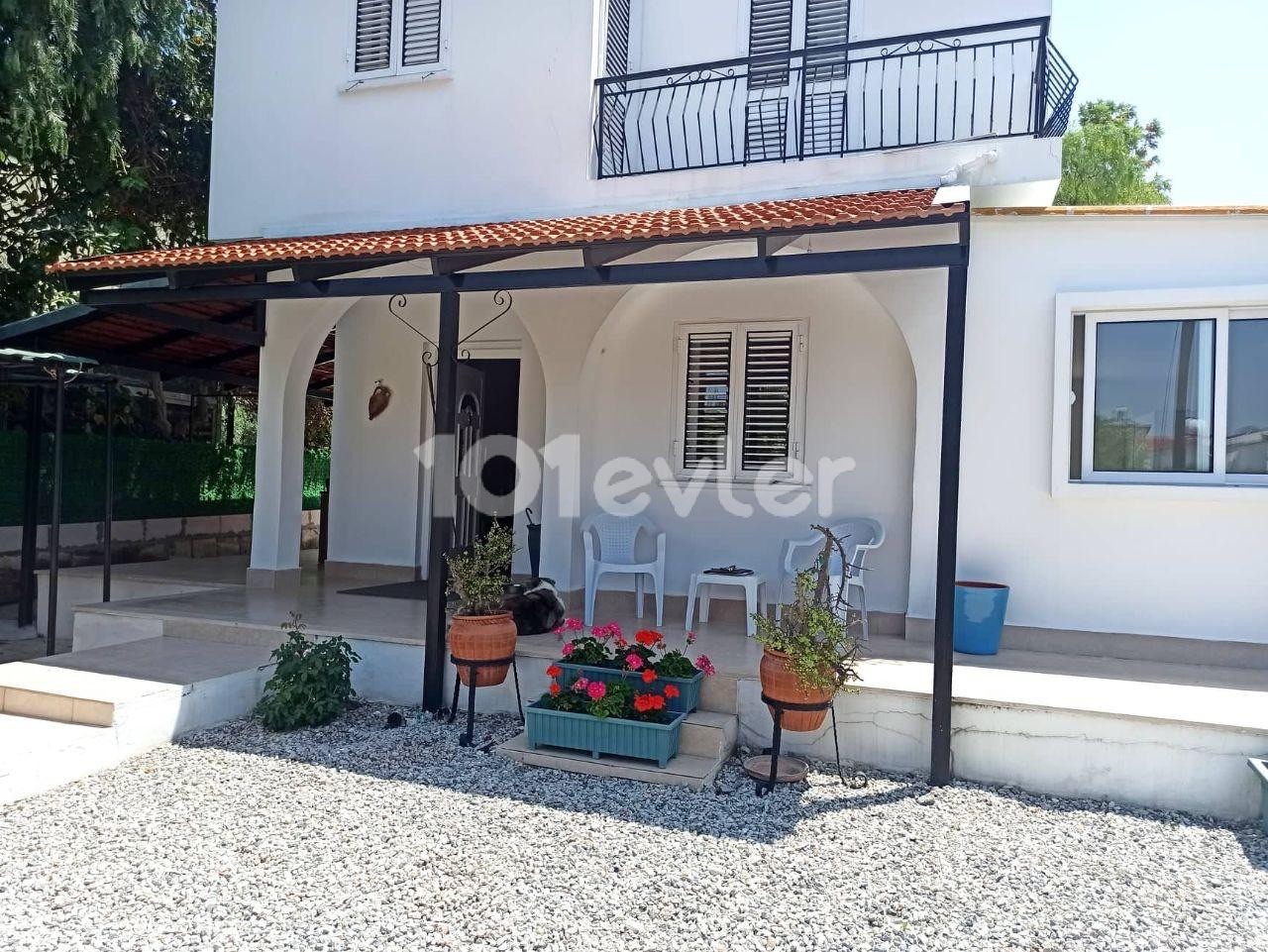 3+1 Villa zum Verkauf in Kyrenia/Ozanköy