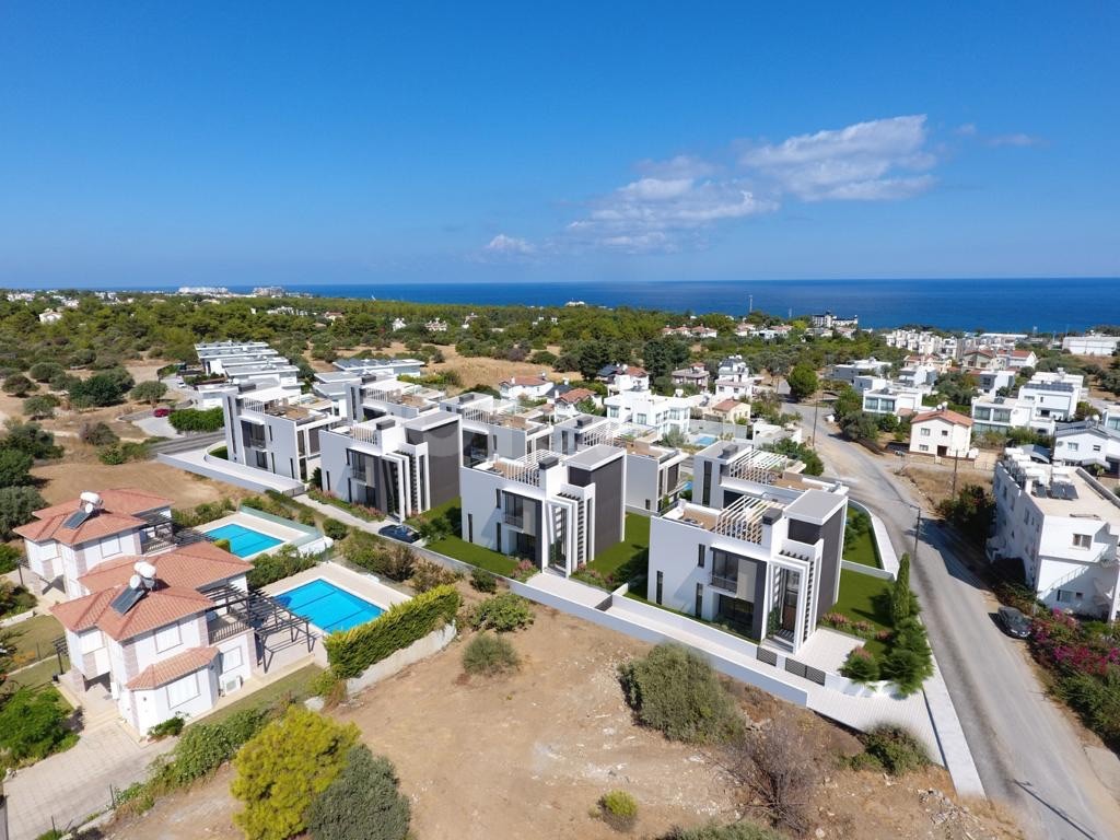 Girne/Alsancak'ta Özel Havuzlu Satılık Villa