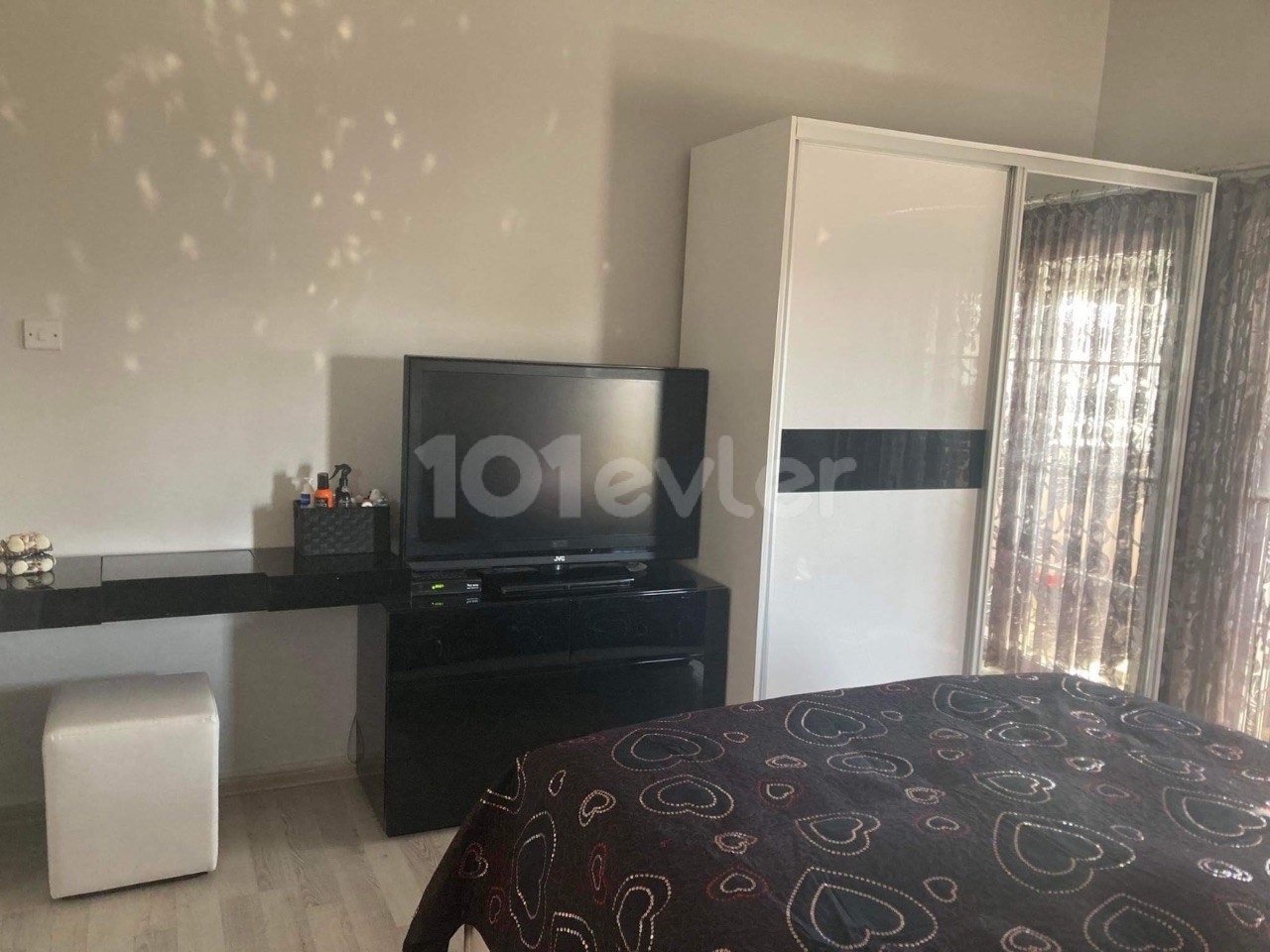 Girne/Boğaz'da Türk Koçanlı Satılık 3+1 İkiz Villa