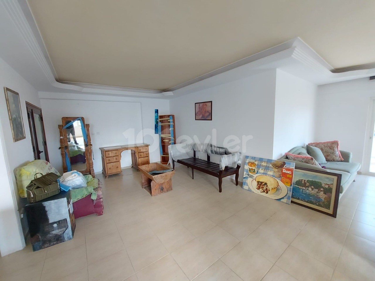 Flat For Sale in Girne Merkez, Kyrenia