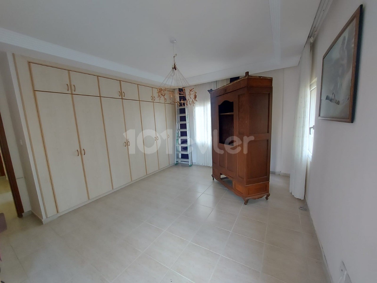 Flat For Sale in Girne Merkez, Kyrenia