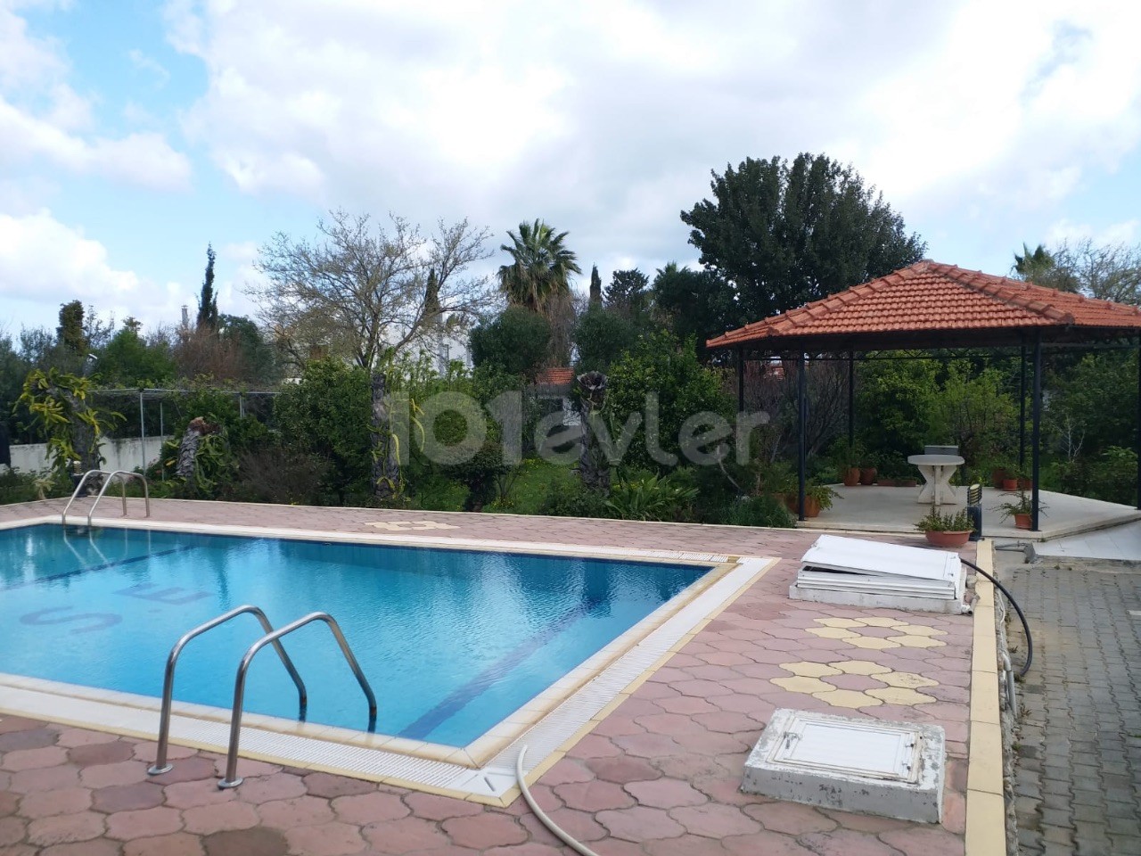 Villa for Sale in Ezic Restaurant Area in Kyrenia/Lapta