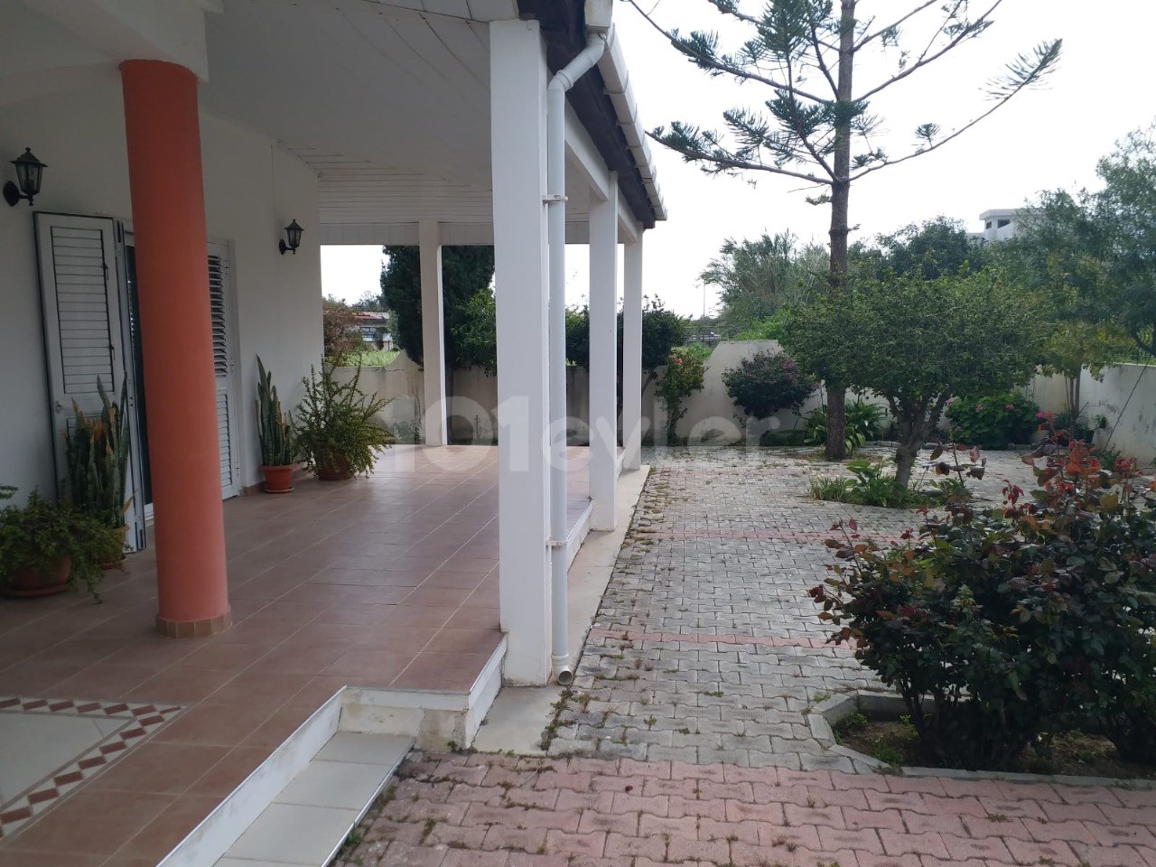 Villa for Sale in Ezic Restaurant Area in Kyrenia/Lapta