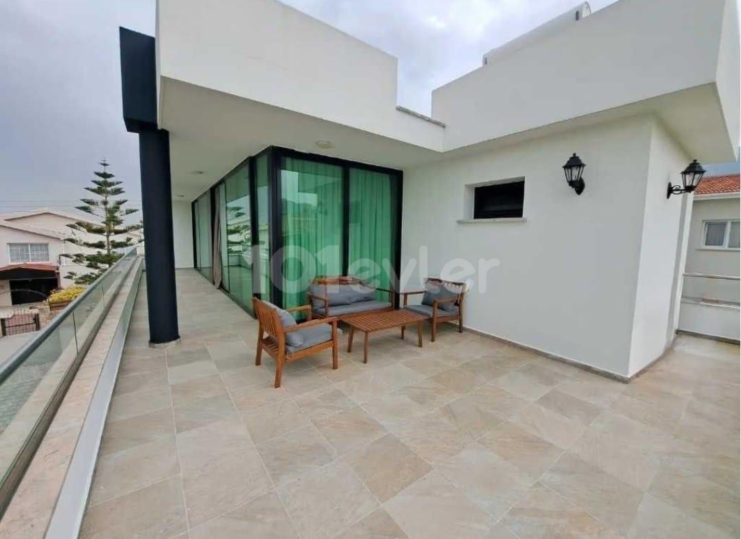 Girne/Ozanköy'de Satılık Modern Villa