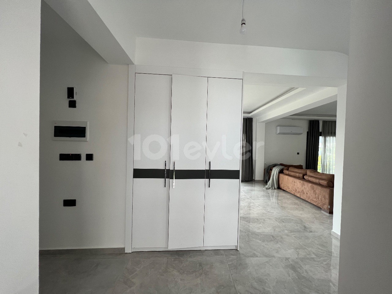 4+1 Villa for Sale in Kyrenia/Çatalköy