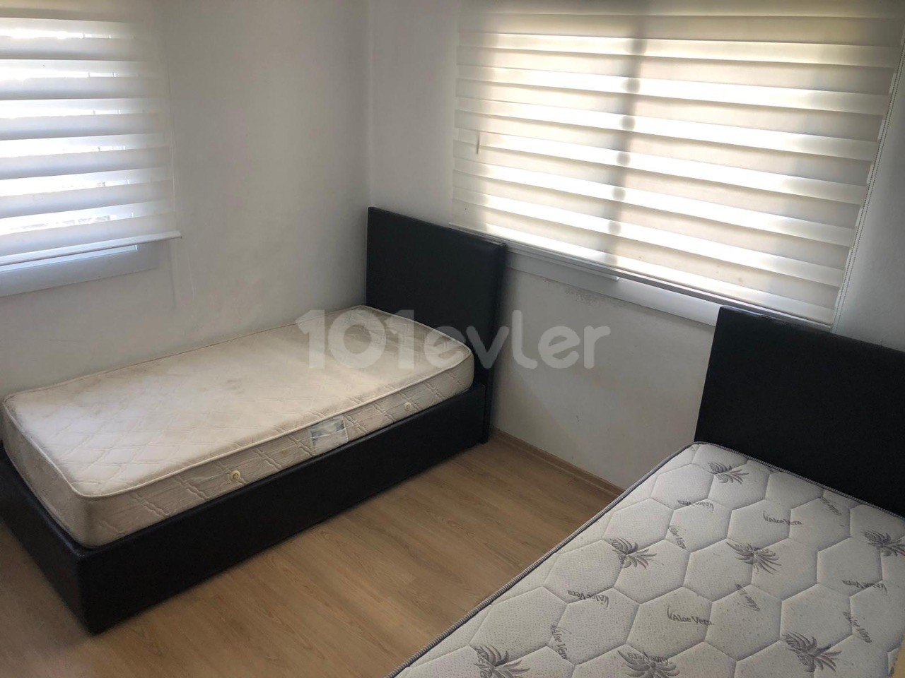 2+1 möblierte Wohnung zum Verkauf im Kyrenia Center