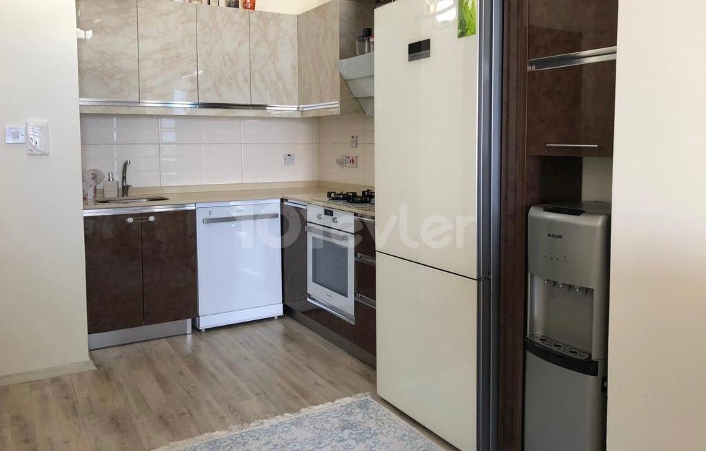 2+1 FURNISHED FLAT FOR SALE IN KYRENIA CENTER