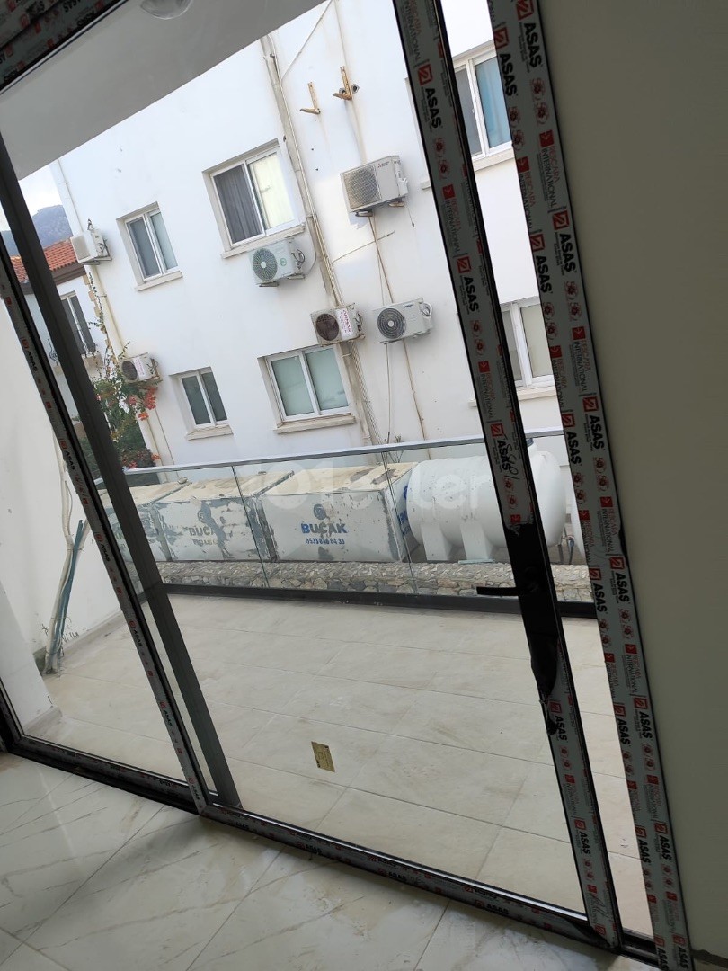 Neue Wohnung zum Verkauf in Kyrenia/Alsancak