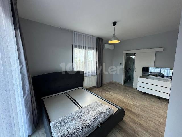 Girne/Karmi'de Satılık 3+1 Villa