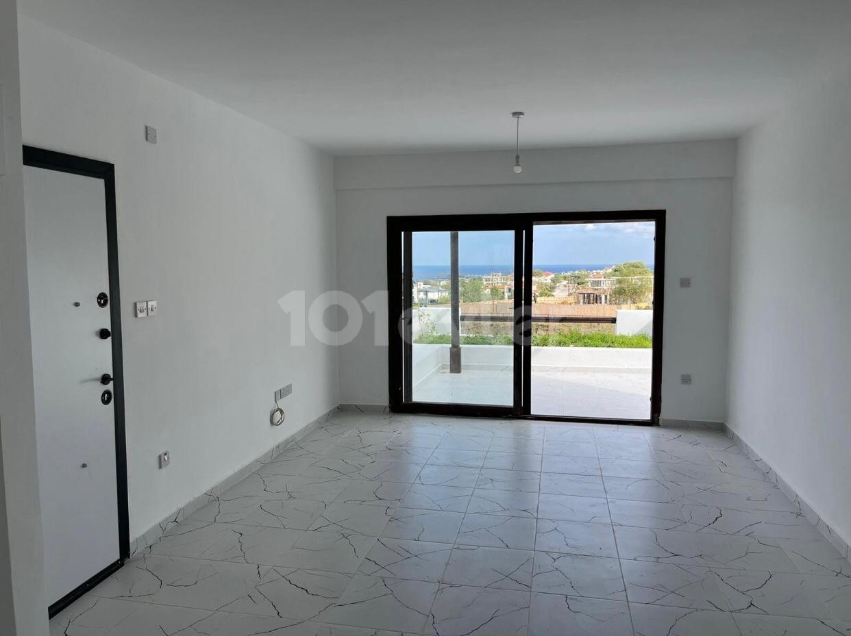 3+1 Flat for Sale in Kyrenia/Alsancak