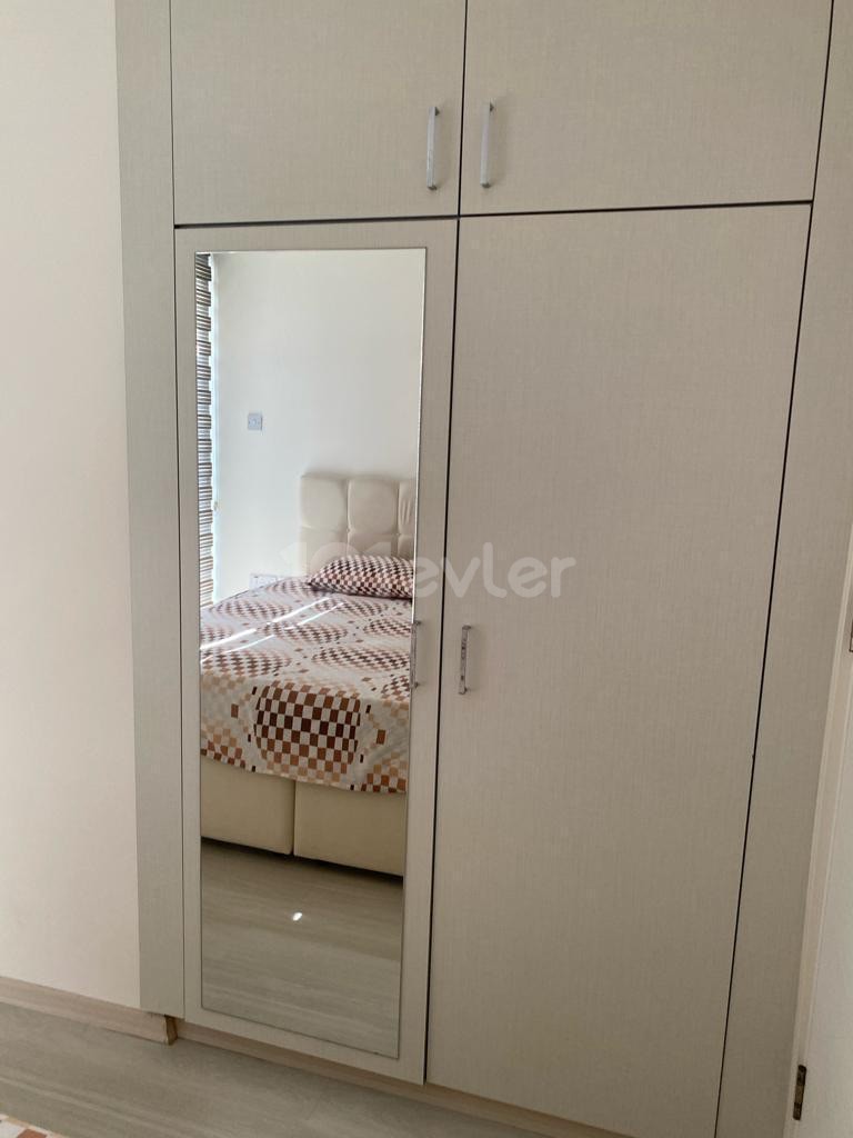 Girne Merkez'de Türk Malı Satılık 2+1 Penthouse