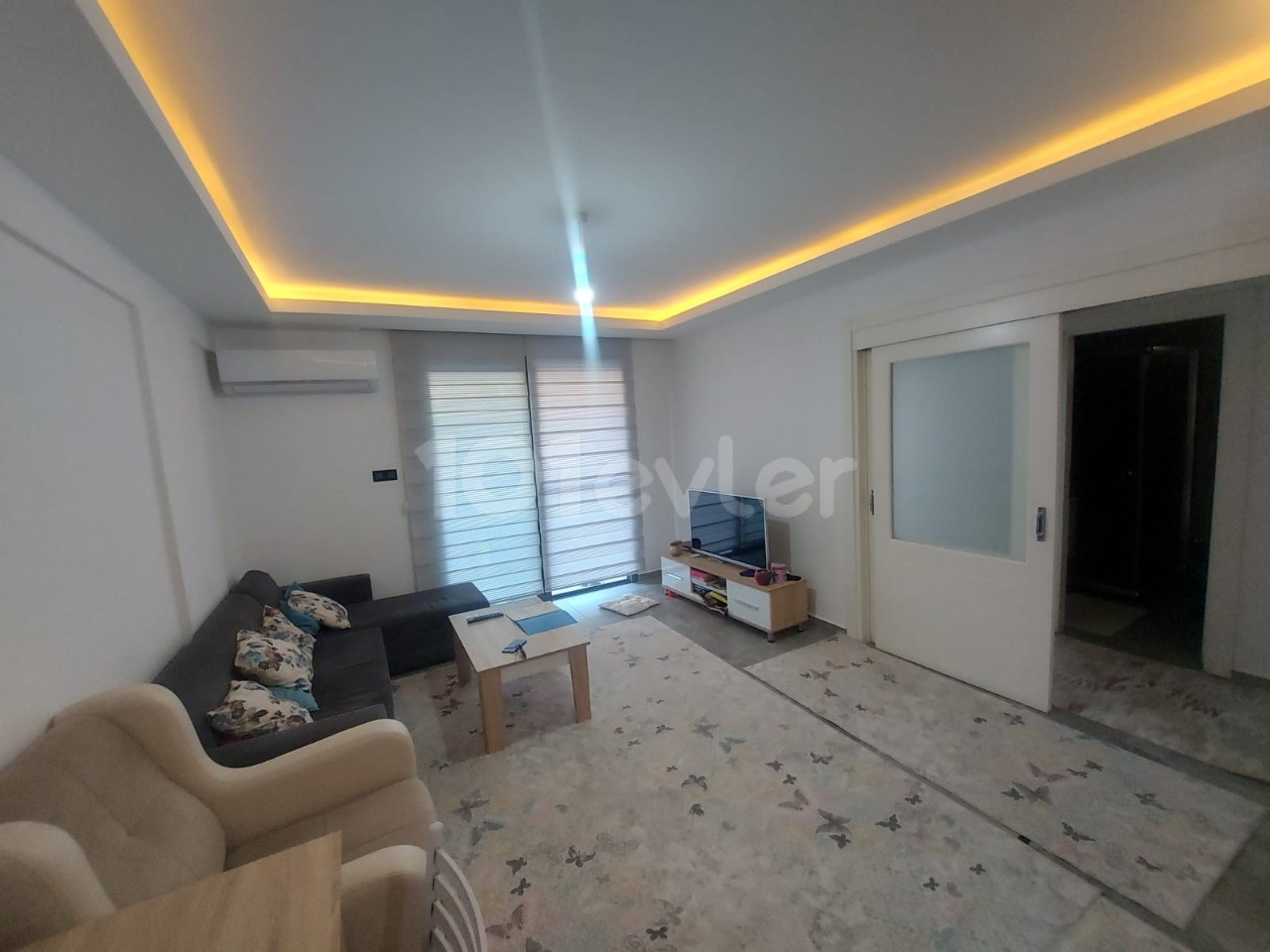 2+1 Wohnung zum Verkauf im Kyrenia Center