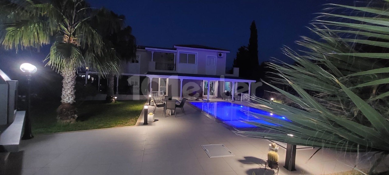 3+1 Villa zum Verkauf in Kyrenia/Bellapais