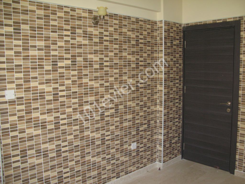 3 bedroom  flat  for  rent 